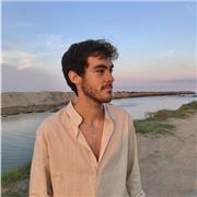 Entrenador graduado en CAFD con experiencia en el entrenamiento de fuerza